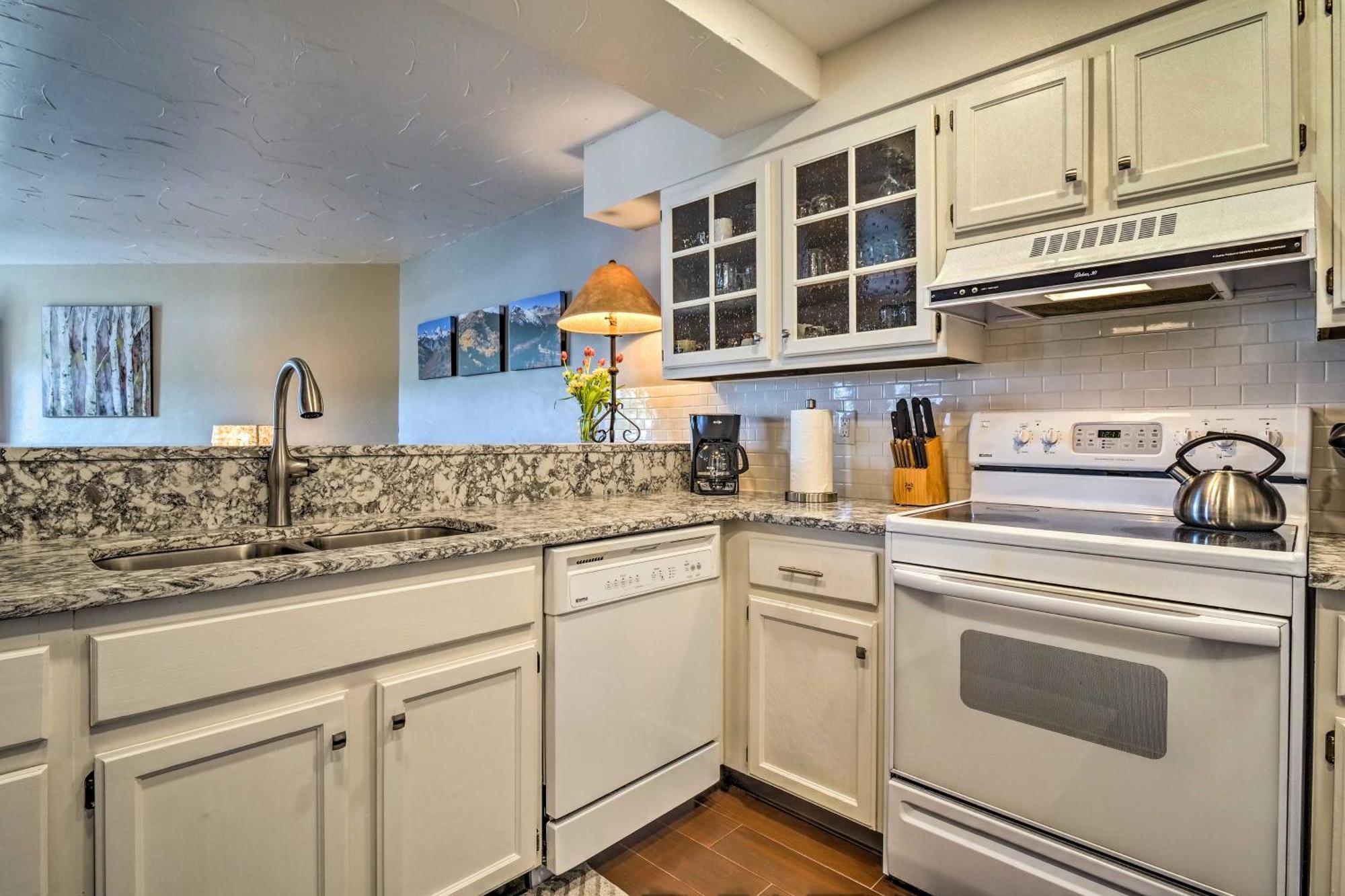 Cozy Ski-Inandski-Out Breckenridge Condo Mtn Views! Bagian luar foto